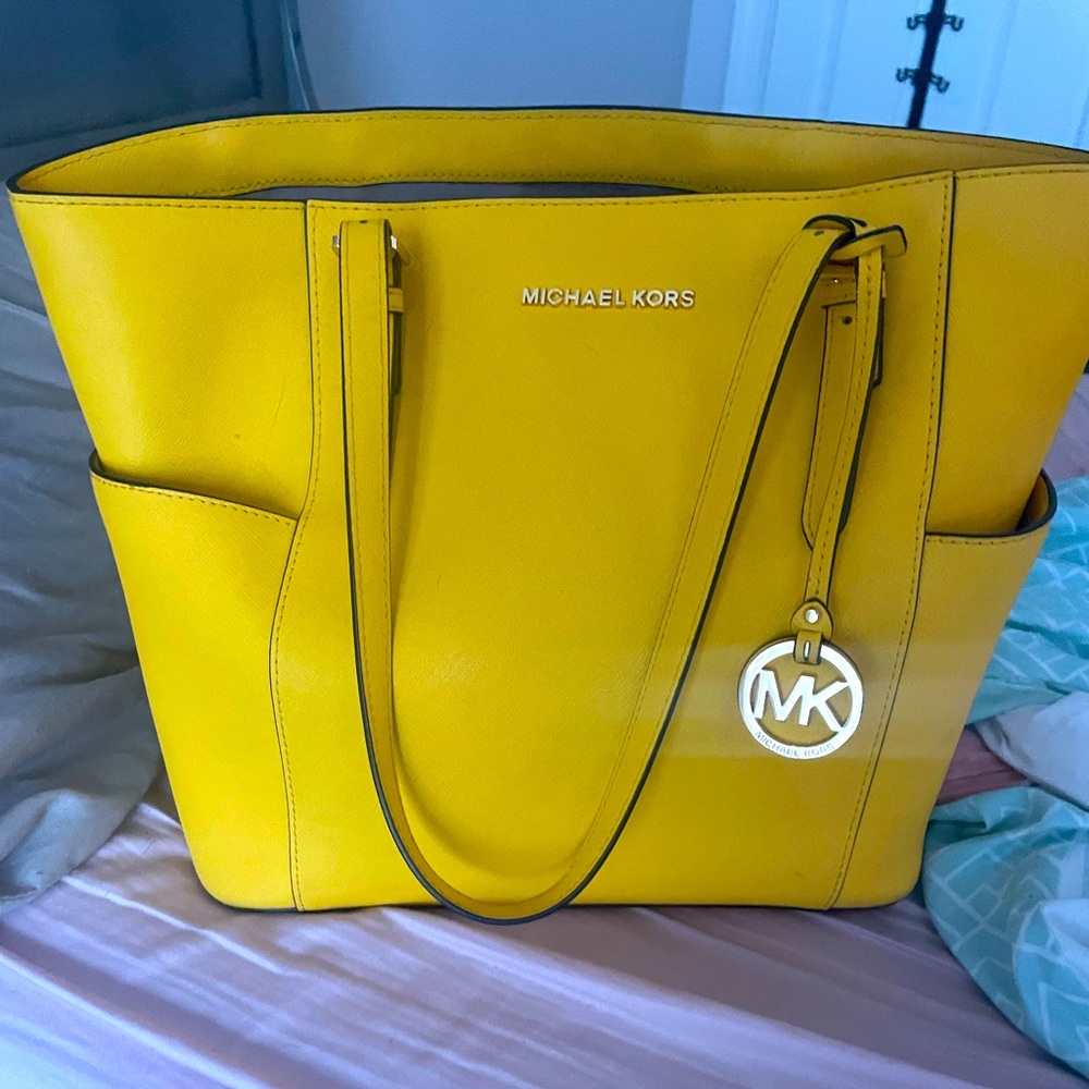 Michael Kors purse